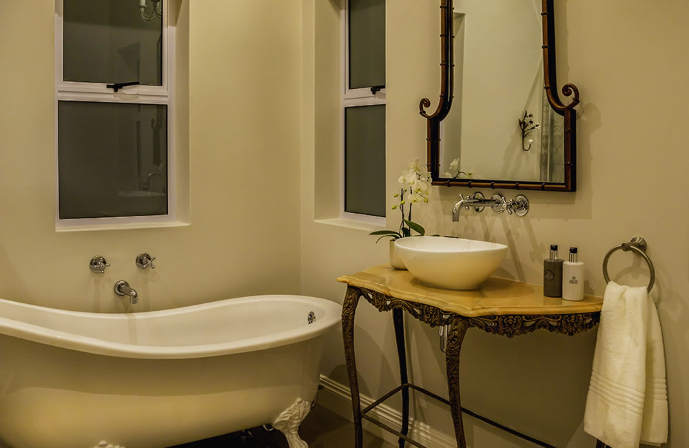 room-03-4f0cce26b4c089ebd798bbf1e54759c8.jpg room-03-4f0cce26b4c089ebd798bbf1e54759c8.jpg